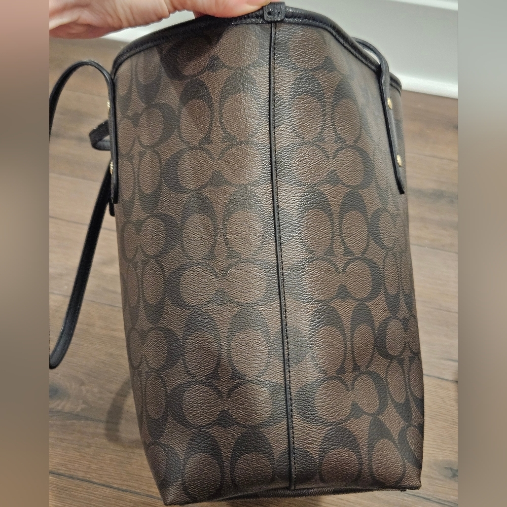 Coach Brown Signature Tote Bag - Picture 5 of 16